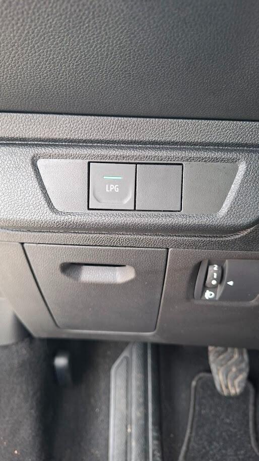 Dacia Sandero Stepway 1.0 GPL di serie 2022