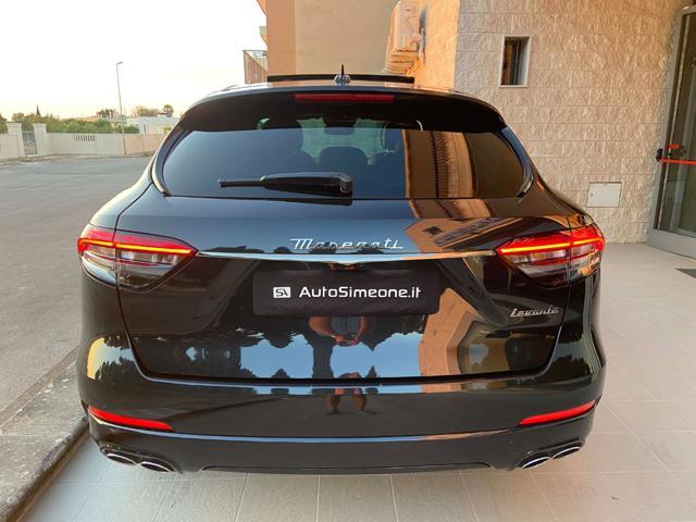 MASERATI Levante MHEV 330 CV AWD GT ULTIMA TETTO APR/PAN.