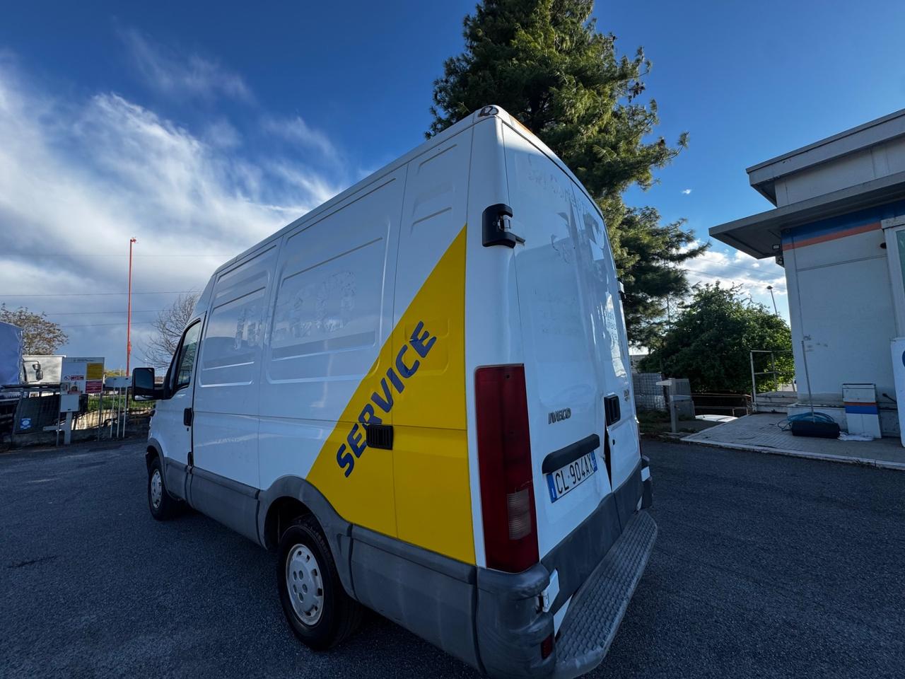 Iveco Daily 35S13 2.8 TDI PC Cabinato