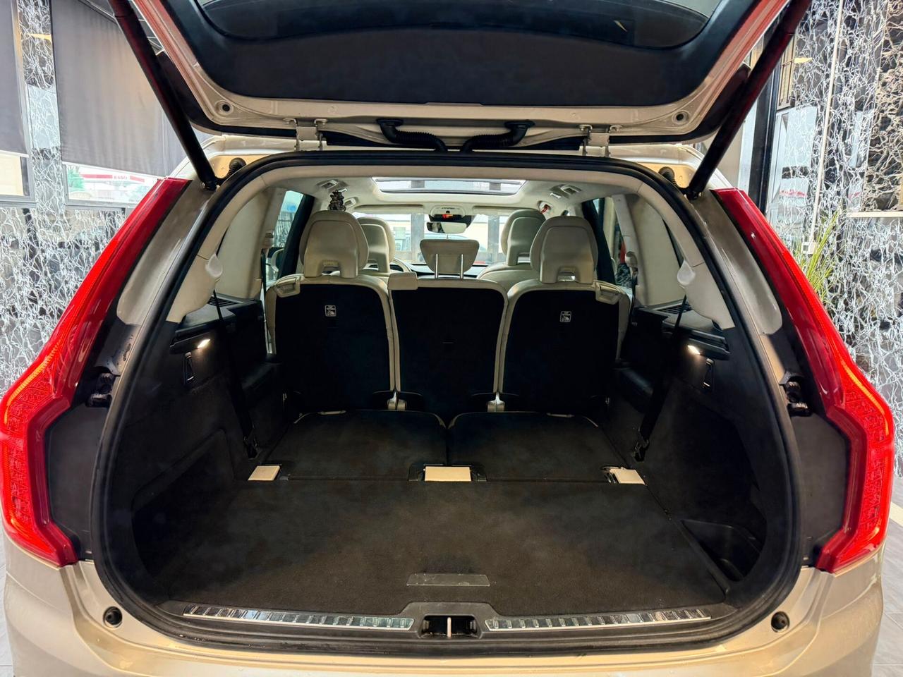 Volvo XC 90 D5 AWD Geartronic 7 posti Inscription