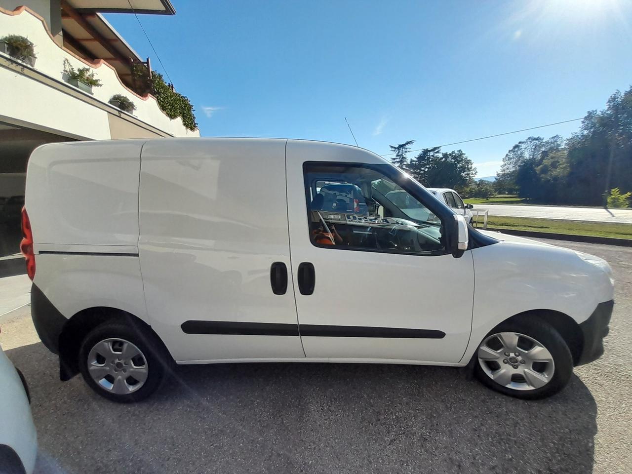 DOBLO AUTOCARRO