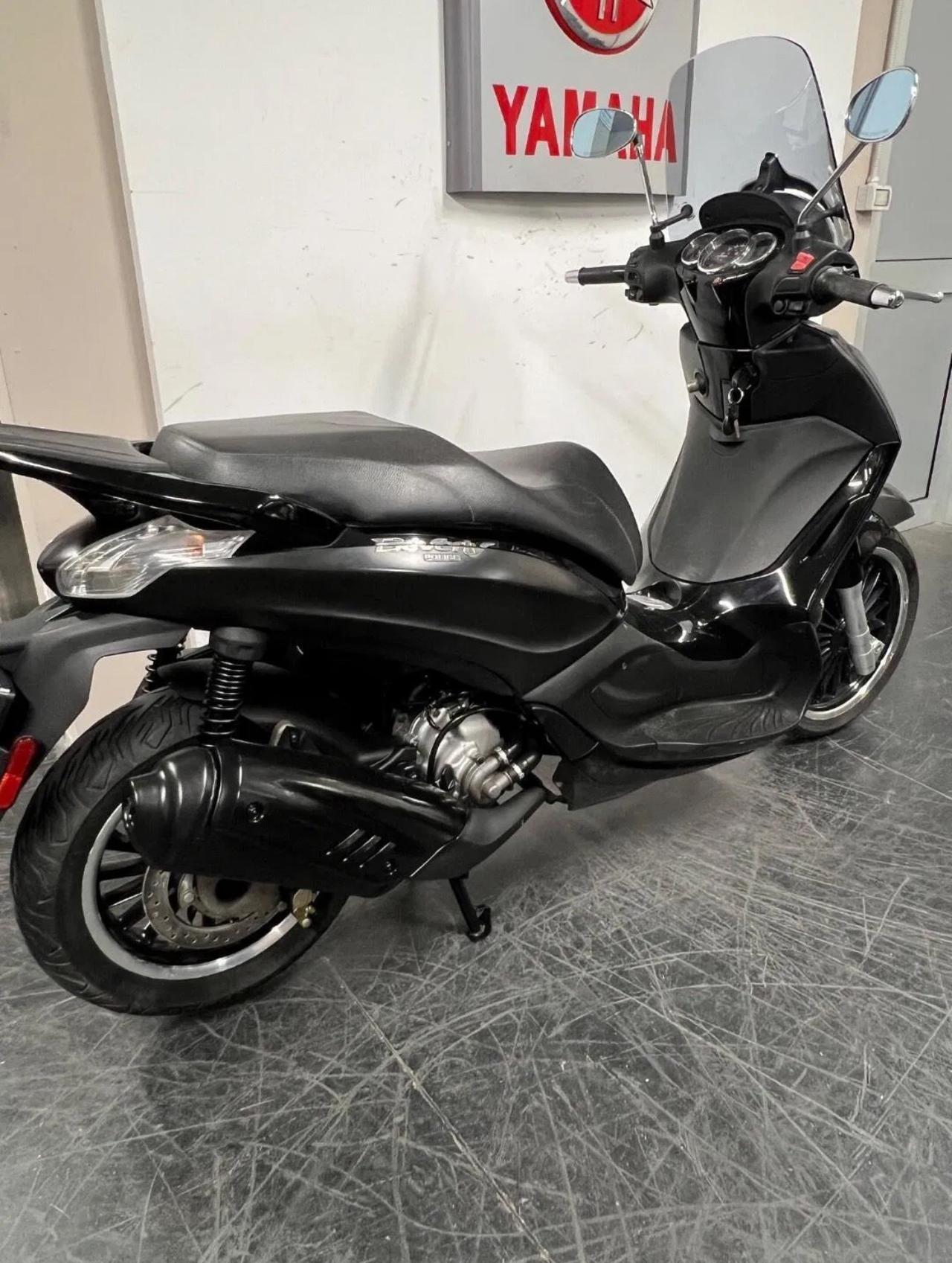 Piaggio Beverly 300 i.e. Police