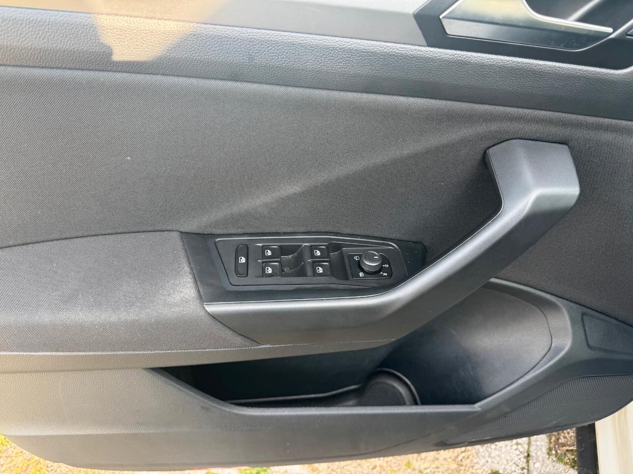 Volkswagen T-Roc 1.0cc TSI 110cv LIFE