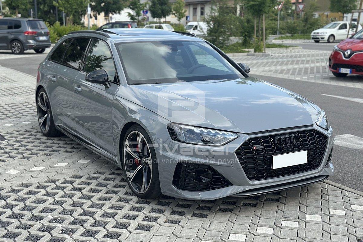 AUDI RS 4 Avant