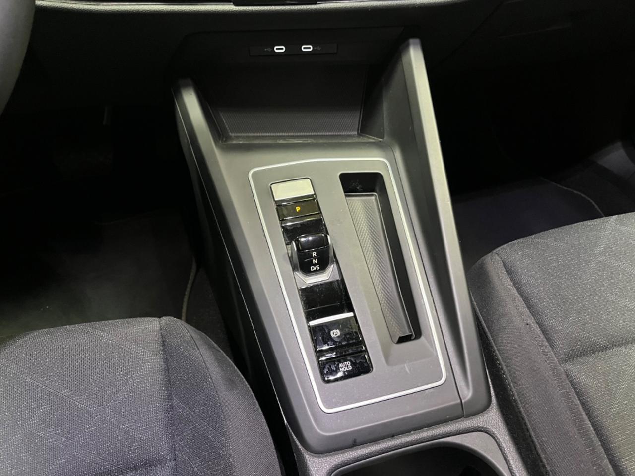 Volkswagen Golf 1.0 eTSI EVO DSG Life 2023