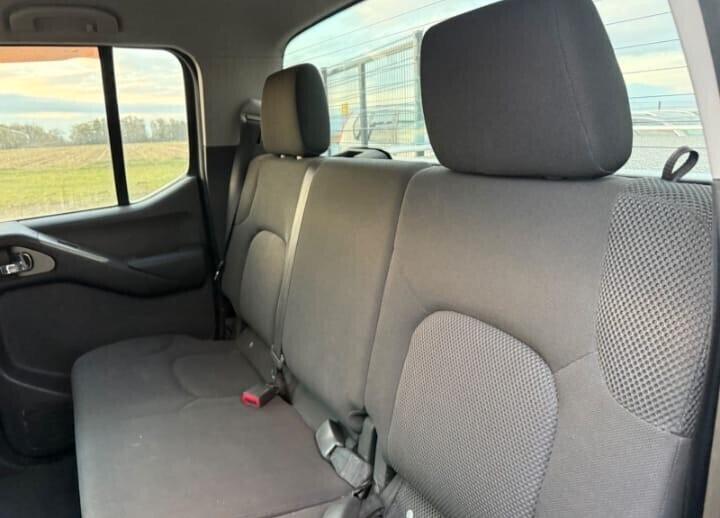 Nissan Navara 2.5 dCi 2 porte King Cab Sport