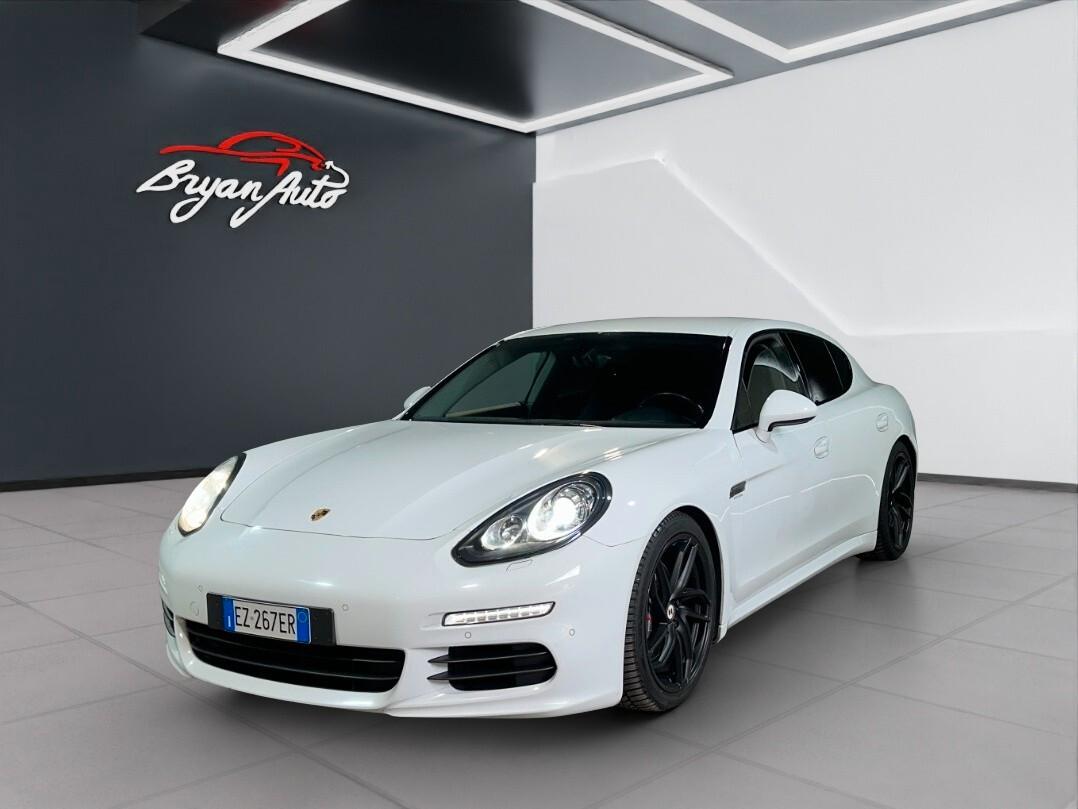 Porsche Panamera 3.0 300CV