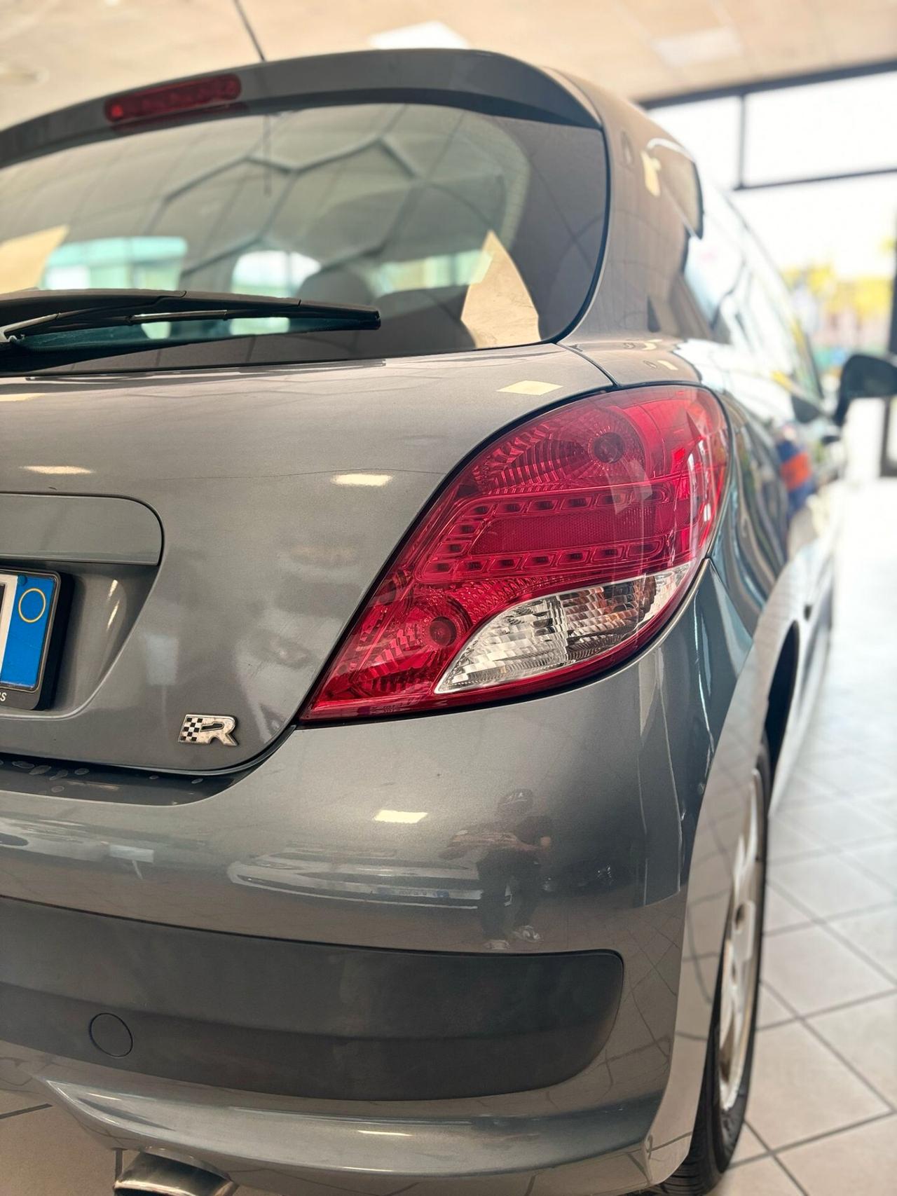 Peugeot 207 1.4 VTi 95CV 3p. XS