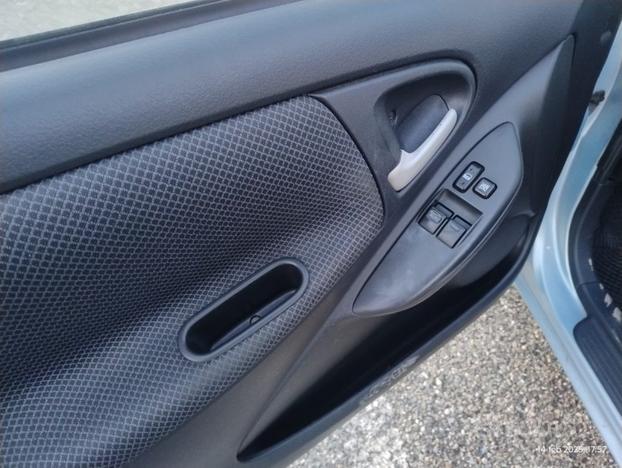 TOYOTA Yaris 1.4 tdi D-4D 5P diesel con GPL perf