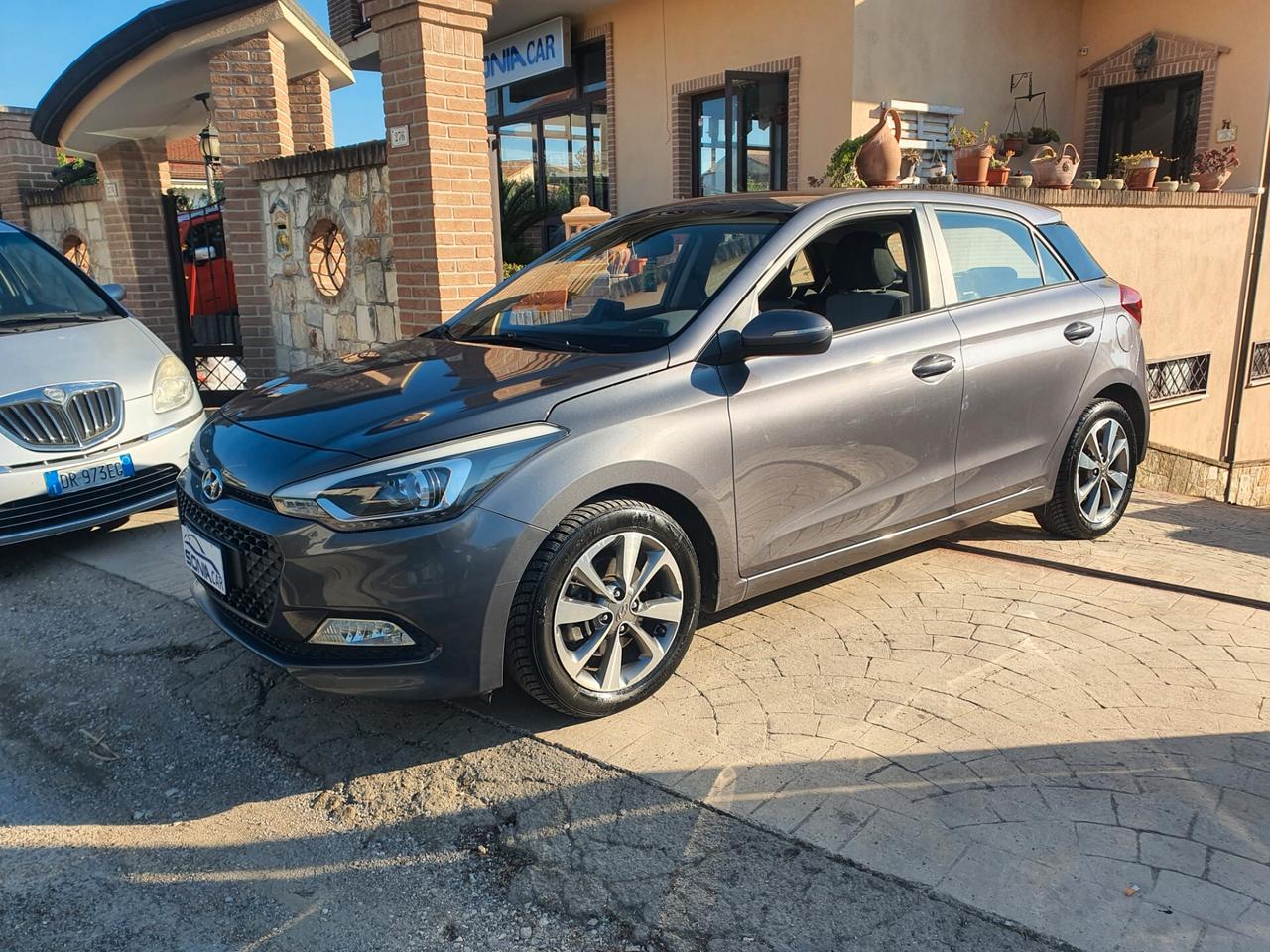 Hyundai i20 1.1 CRDi 12V 5 porte Comfort neopatentati