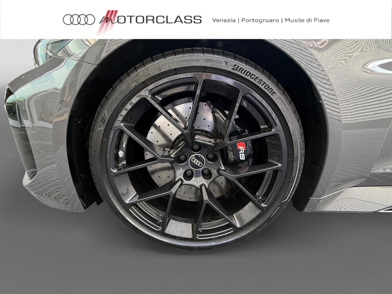 Audi RS5 berlina 2.9 v6 phev 639cv performance tiptronic