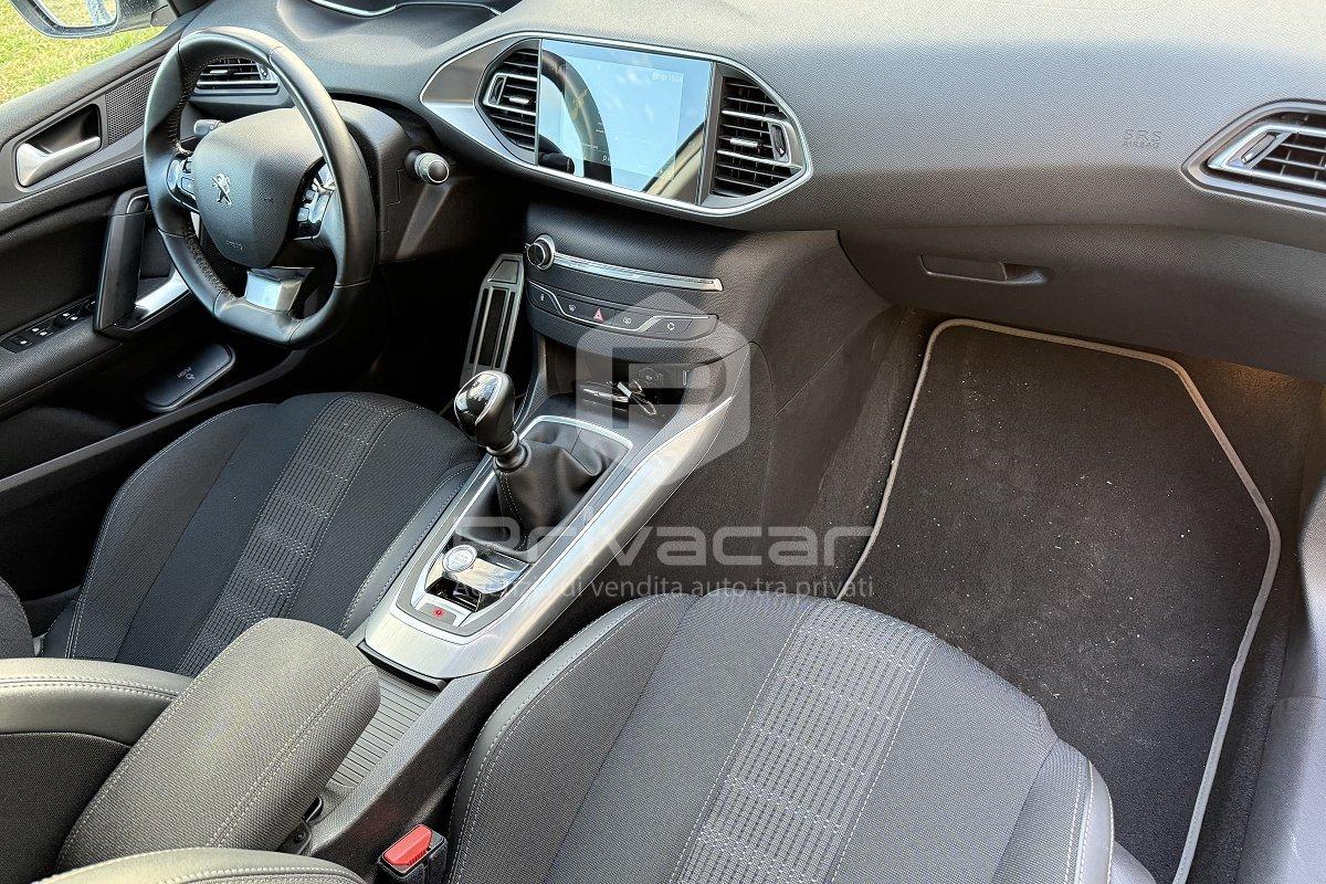 PEUGEOT 308 BlueHDi 130 S&S Allure Pack