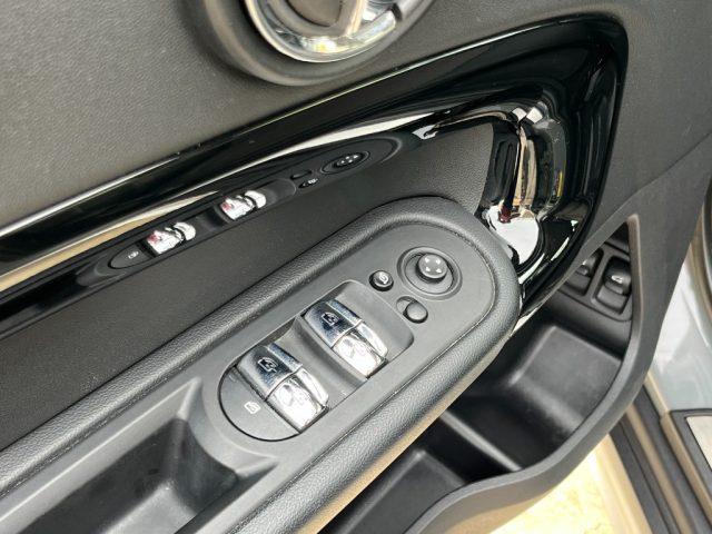 MINI Countryman 1.5 Cooper SE Countryman ALL4 Essential
