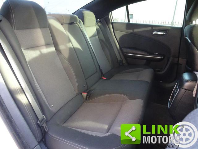 DODGE Charger SXT 3.6 PENTASTAR V6 AUTOMATICA
