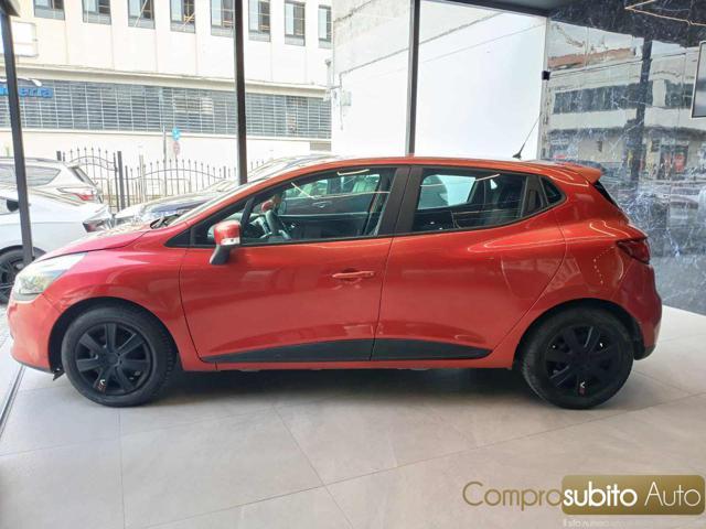 RENAULT Clio 1.2 75CV 5 porte Live