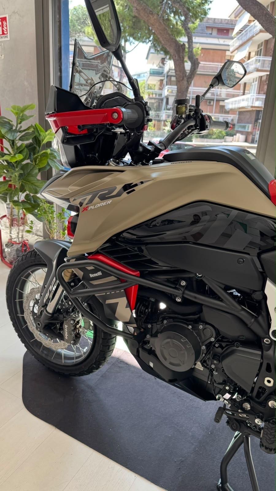Benelli TRK 902 Xplorer NUOVA + TRIS VALIGIE INCLUSO!