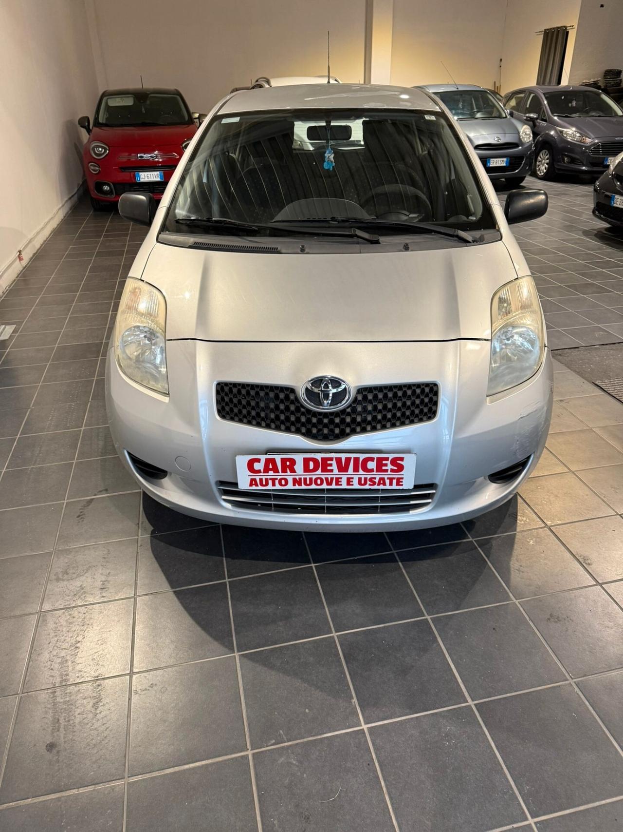 Toyota Yaris NEOPATENTATI