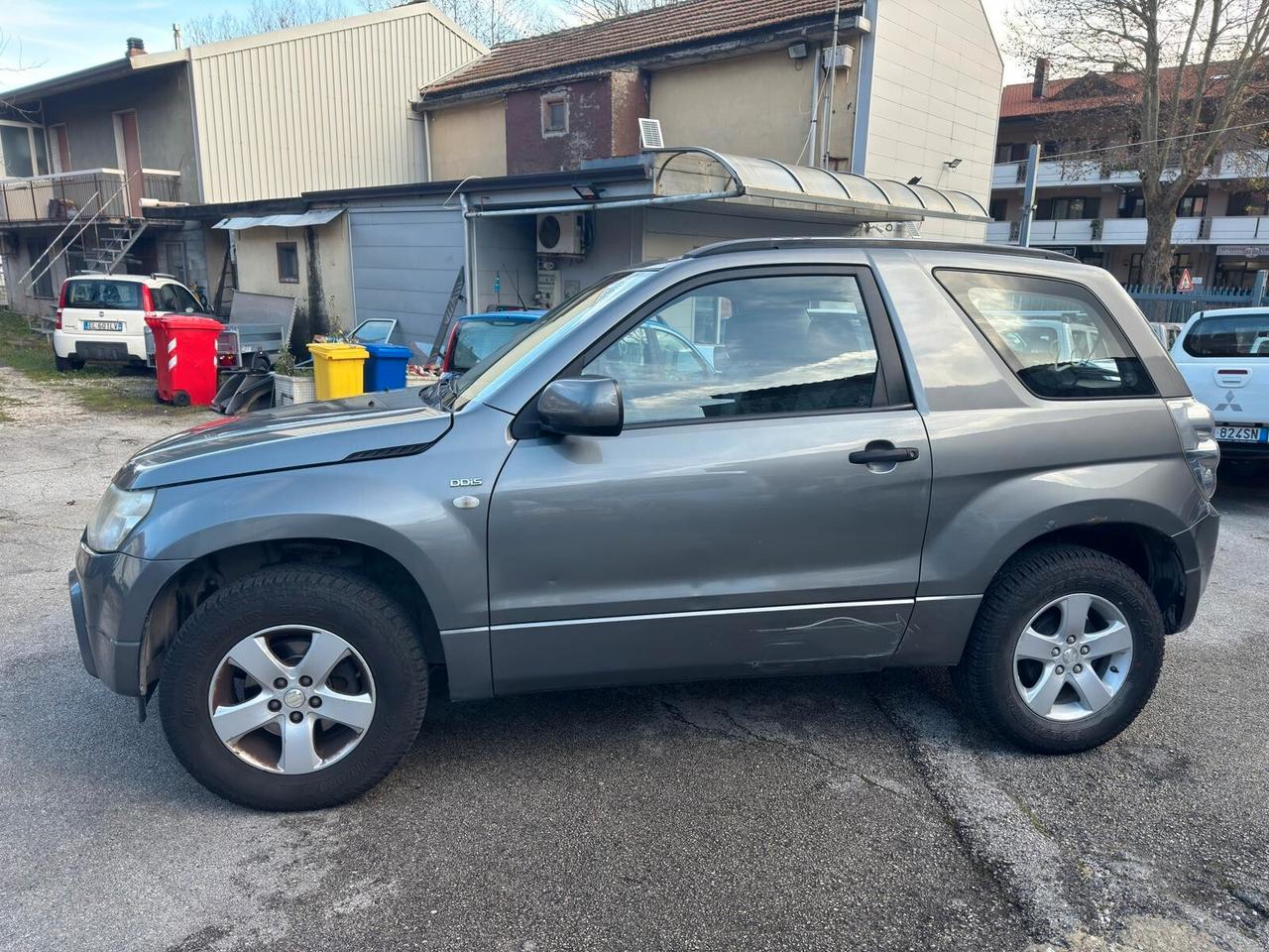 Suzuki Grand Vitara 1.9 DDiS 3 O 5 porte