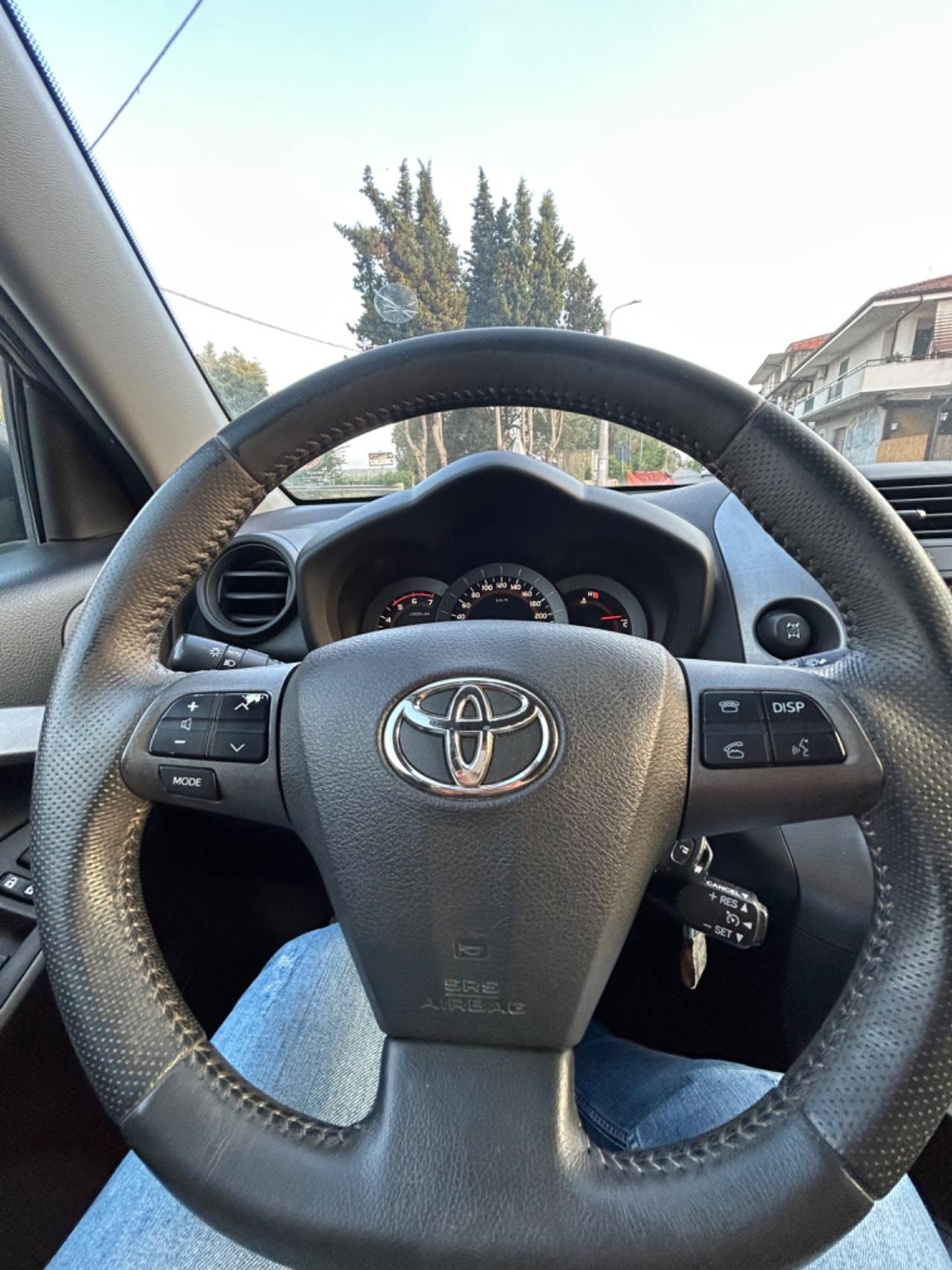 Toyota RAV 4 RAV4 Crossover 2.2 D-4D 150 CV DPF Exclusive