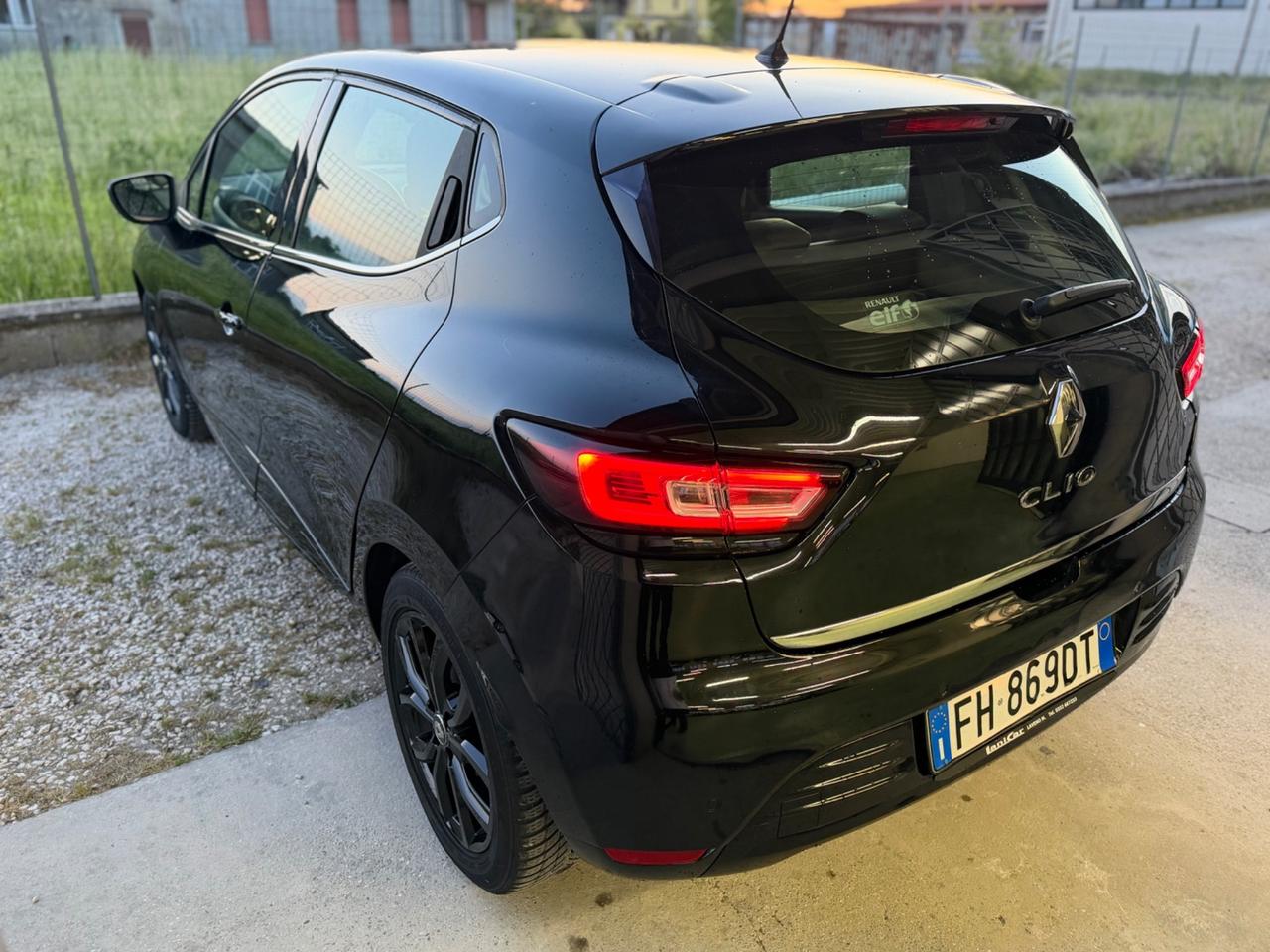 Renault Clio 1.2 75CV 5 porte Intens