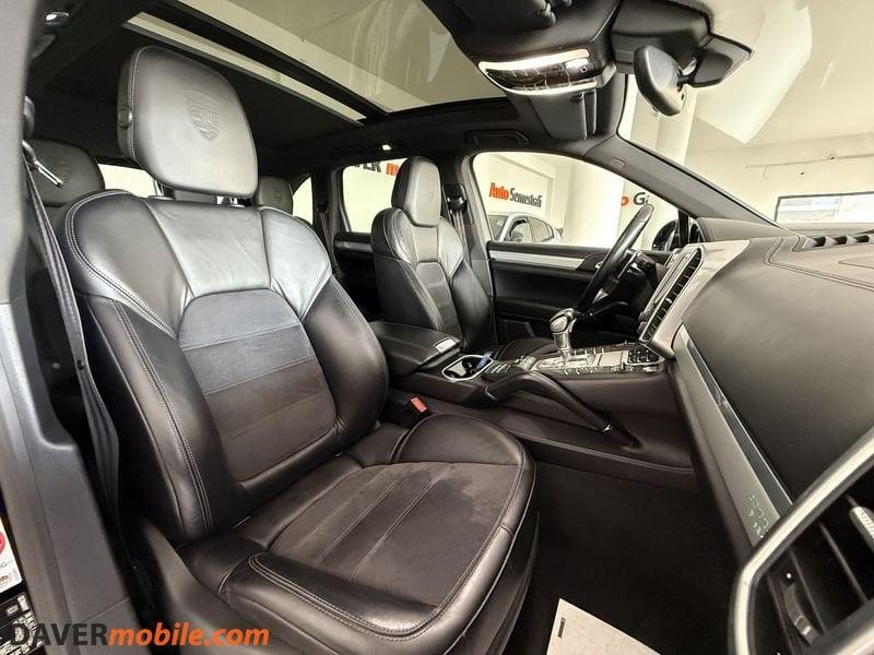 Porsche Cayenne 3.0 Diesel Pure green Platinum Edition