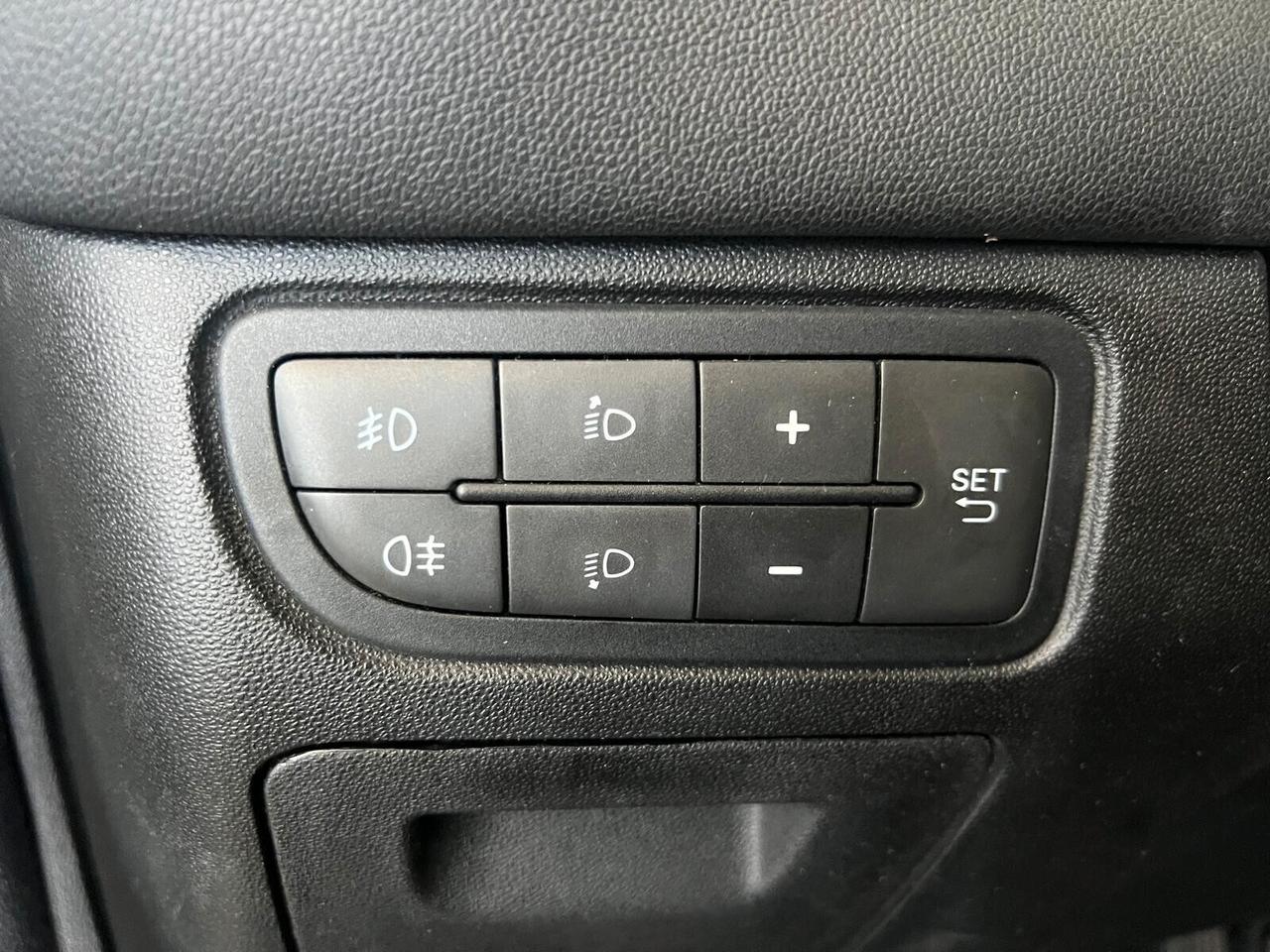 Fiat Punto 1.2 Lounge 2017 69Cv