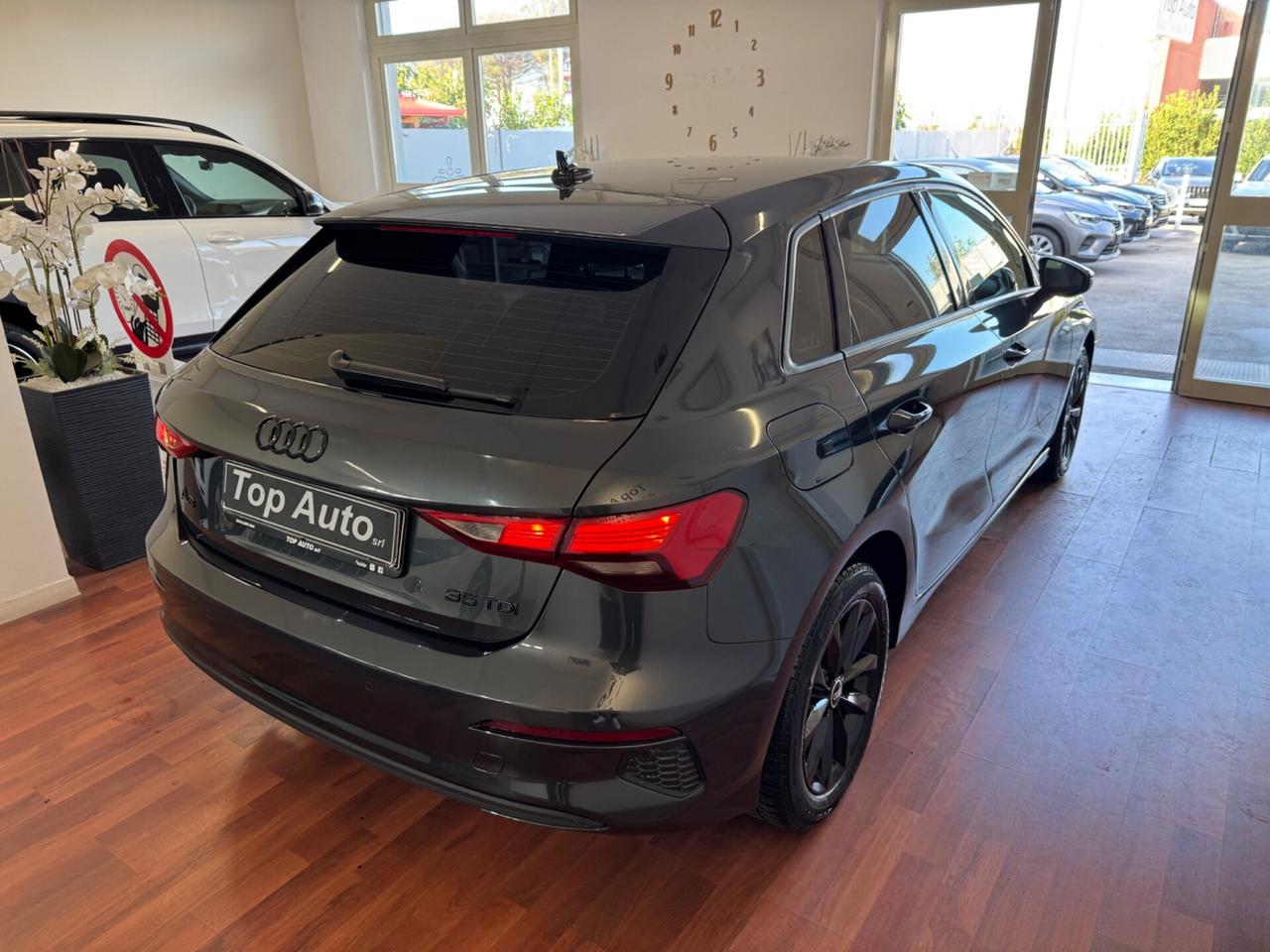 AUDI A3 SPB 35 TDI S TRONIC IDENTITY BLACK - MY21