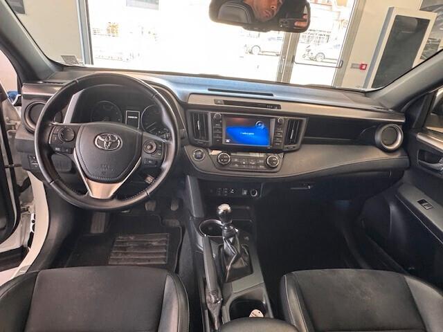 Toyota RAV4 2.0 D-4D 2WD Style 2016