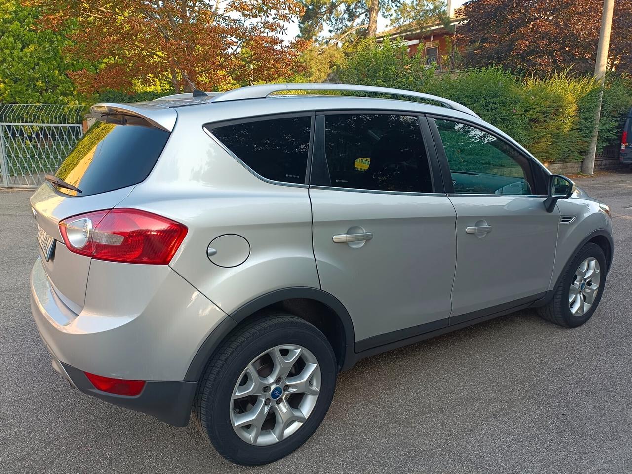 Ford Kuga 2.0 TDCi 2WD Titanium
