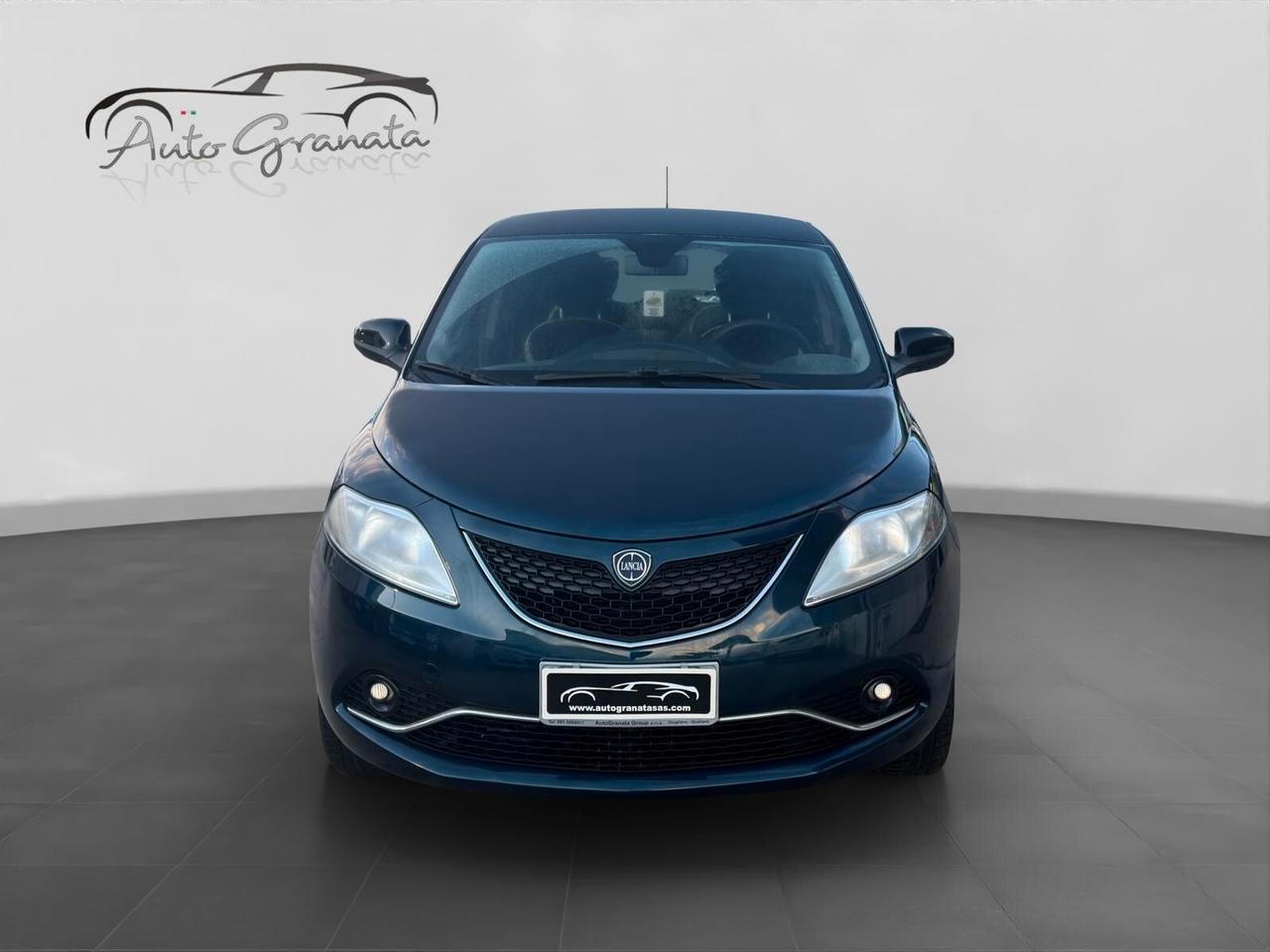 Lancia Ypsilon 0.9 85cv Ecochic Gold