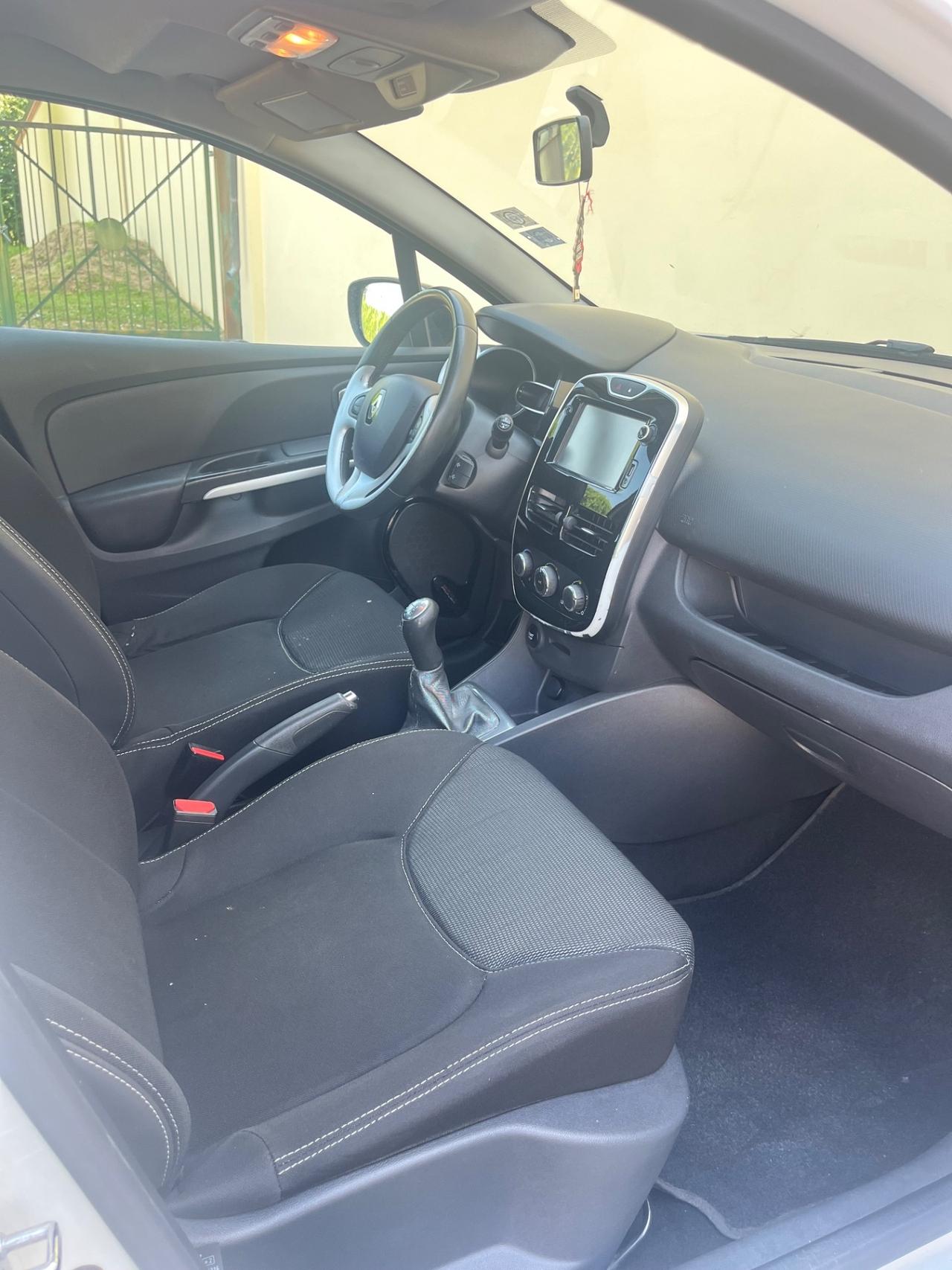 Renault Clio 1.2 75CV 5 porte Wave