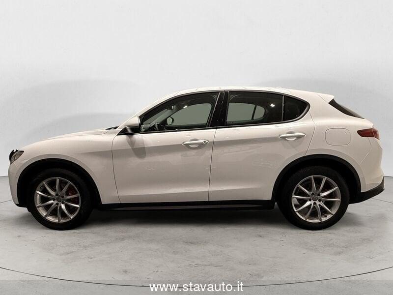 Alfa Romeo Stelvio 2.2 Turbodiesel 160 CV AT8 RWD Business