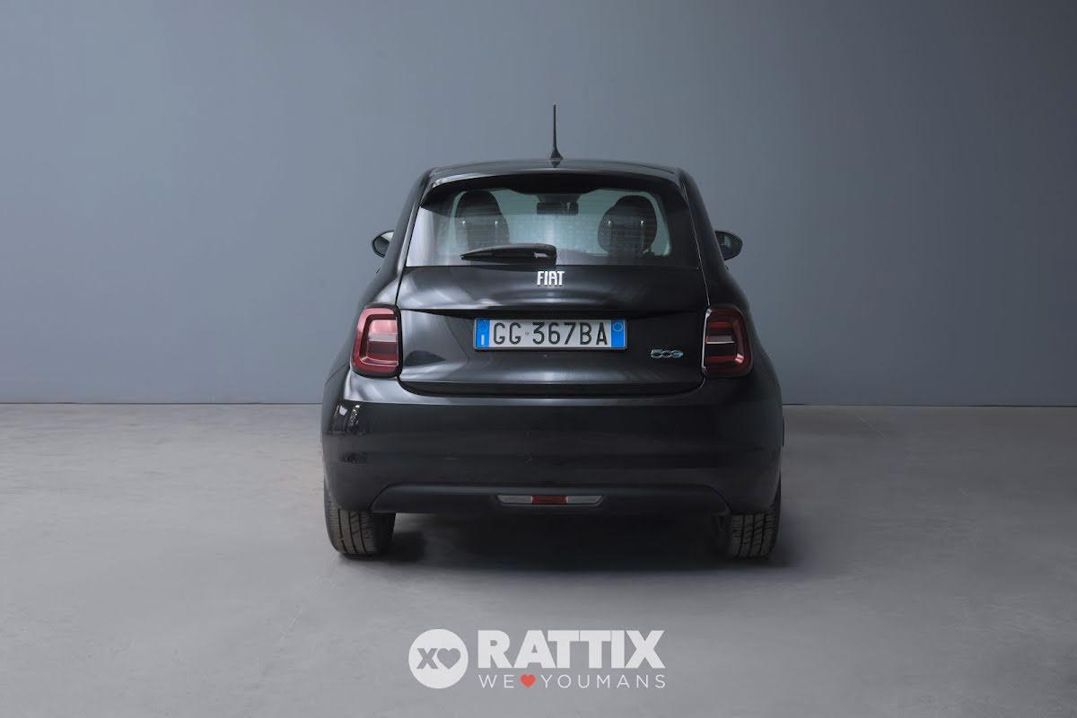 Fiat 500e 42 kWh 3+1 Icon