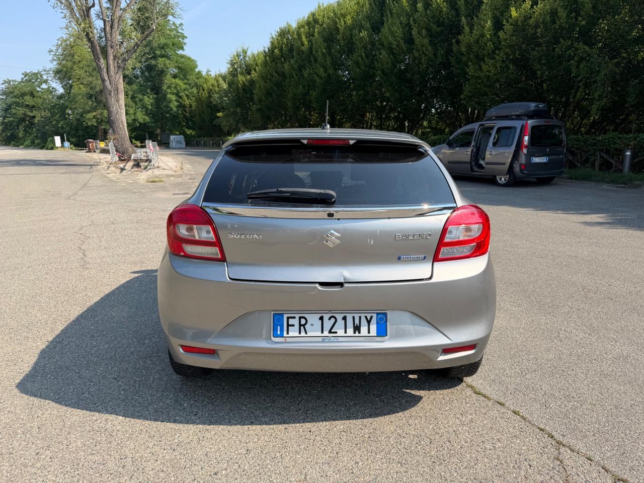 Suzuki Baleno 1.2 Hybrid B-Top
