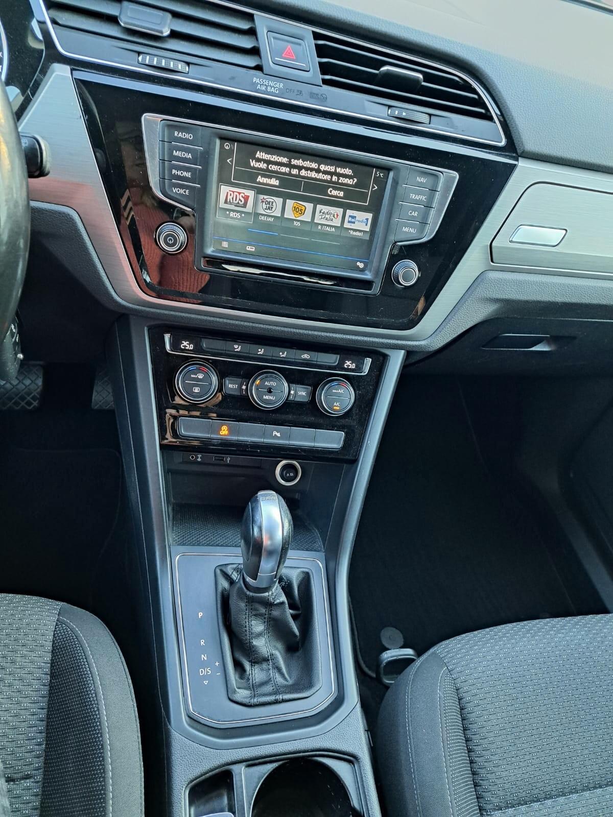 Volkswagen Touran 1.6 TDI 115 CV SCR DSG Highline BlueMotion Tech.