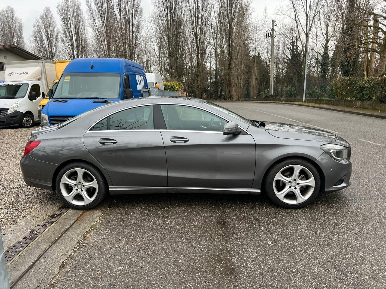 Mercedes-benz CLA 200 d Automatic Premium AMG