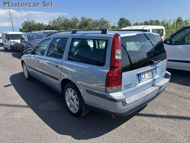 VOLVO V70 V70 II 2000 2.4 d5 Optima