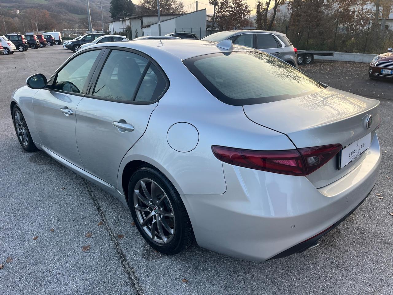 Alfa Romeo Giulia 2.2 Turbodiesel 150 CV AT8