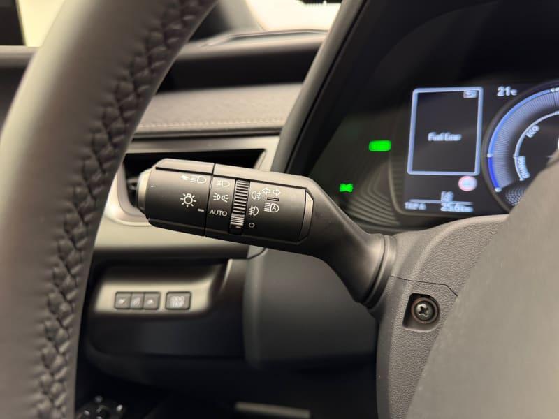 LEXUS UX HYBRID 4WD DESIGN