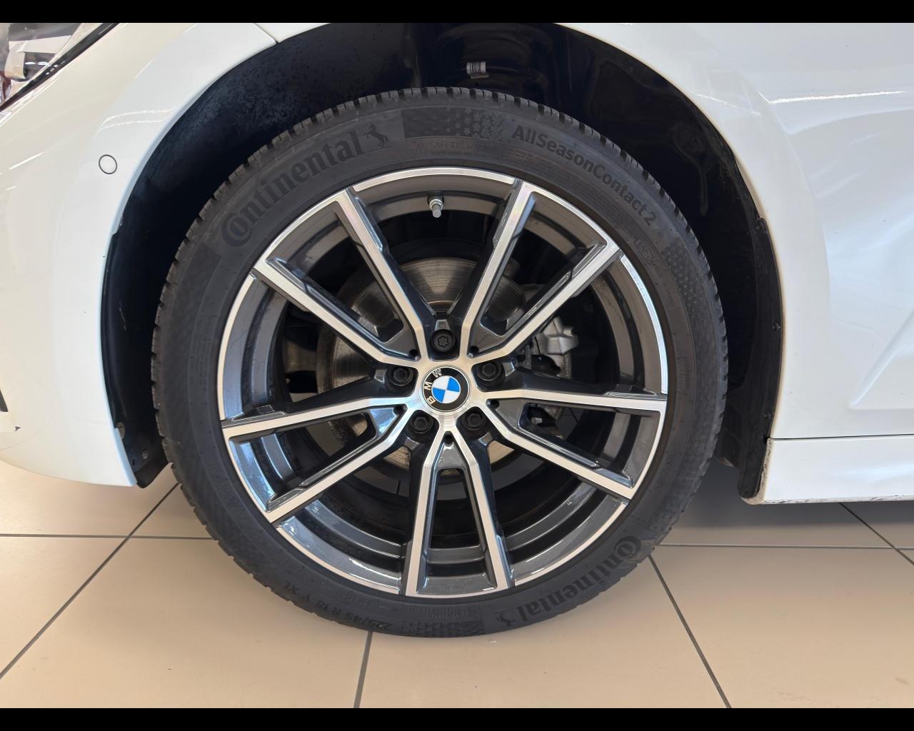 BMW Serie3(G20/21/80/81 - 318d 48V Touring Business Advantage