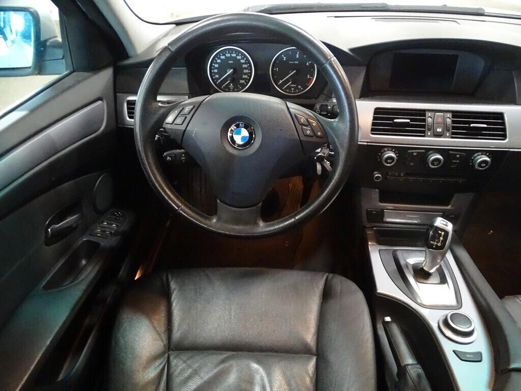 BMW 530d Touring Futura 235 CV
