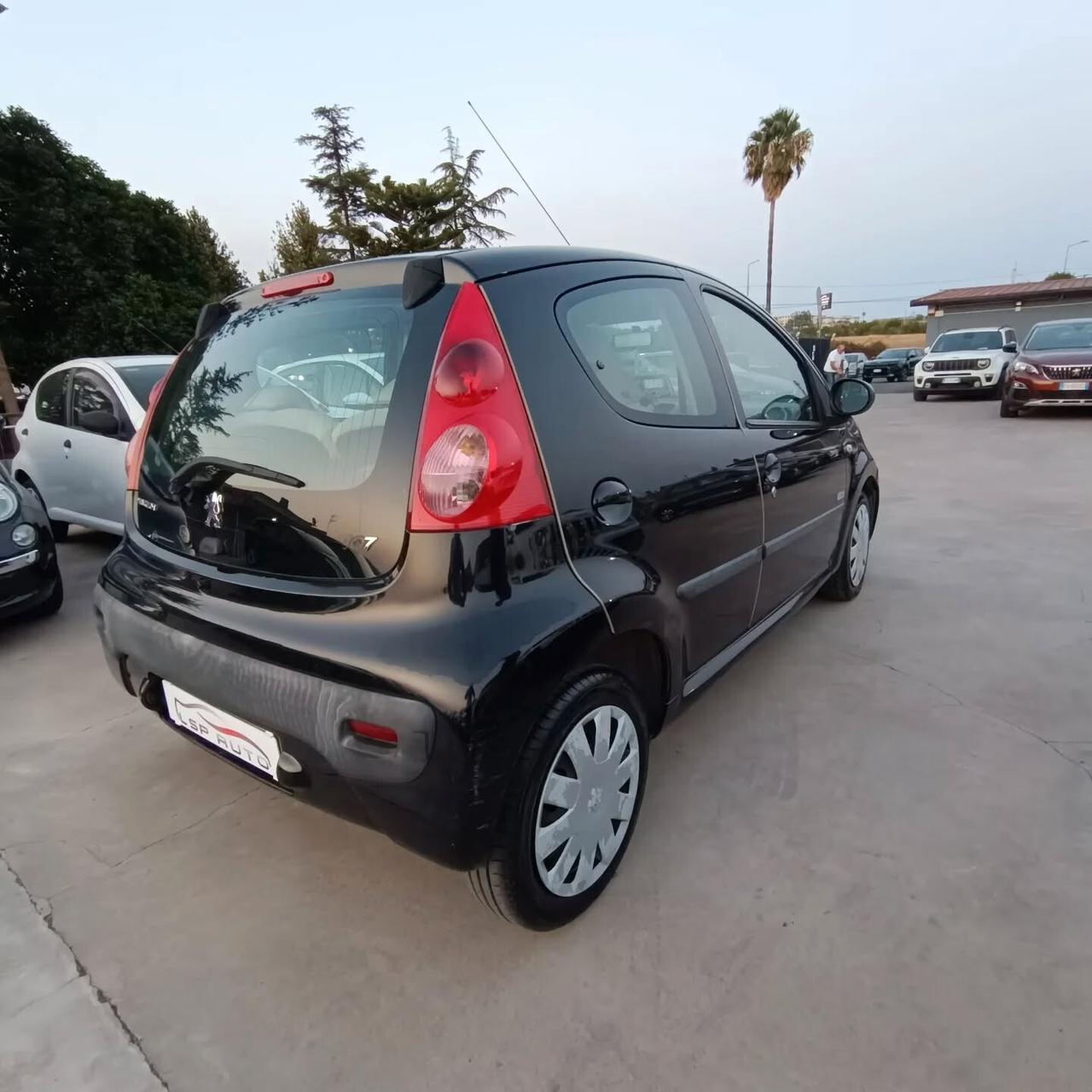 Peugeot 107 1.4 HDi VISTA E PIACIUTA