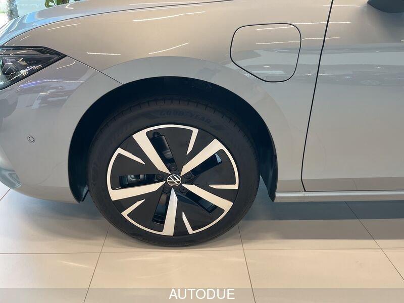 Volkswagen Passat 1.5 TSI EHYBRID BUINESS DSG 204 C MY 24