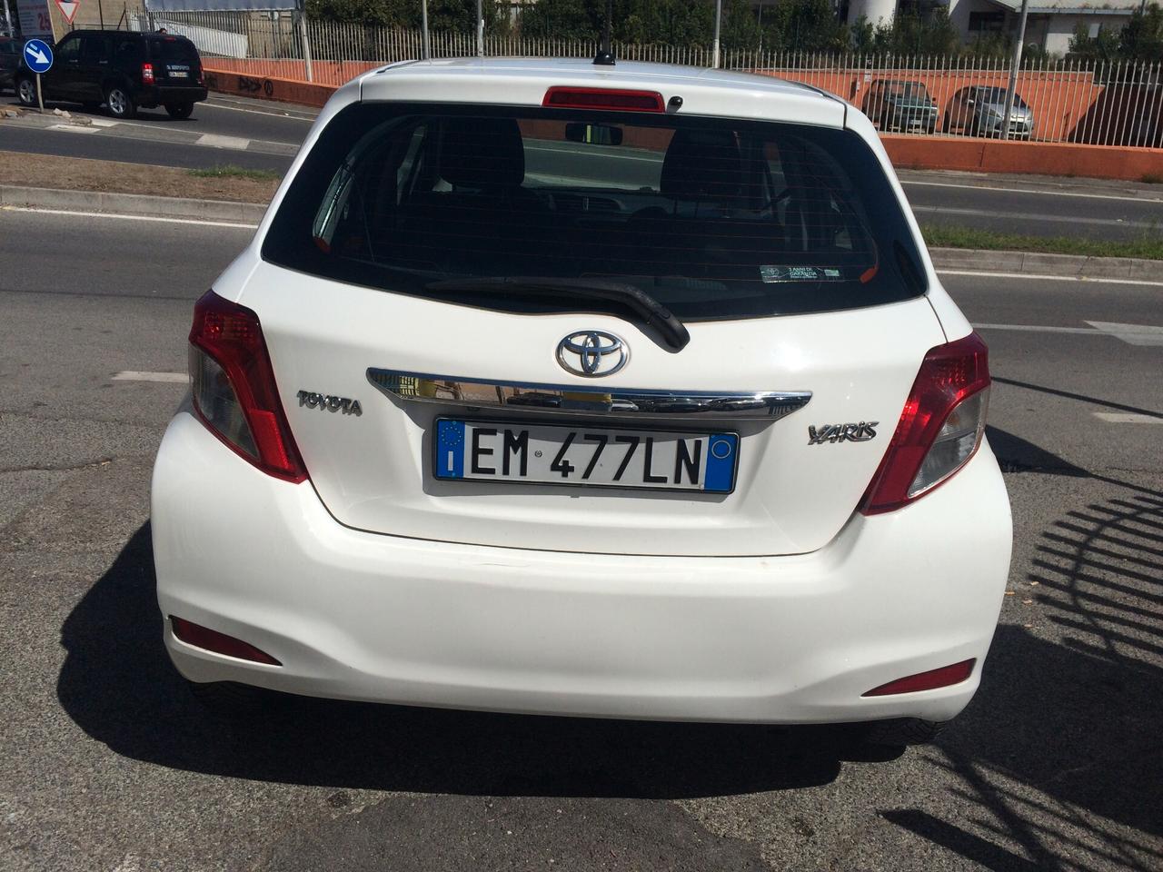 2012 Toyota Yaris 1.4 D-4D 5 porte Active M-MT tagliandata