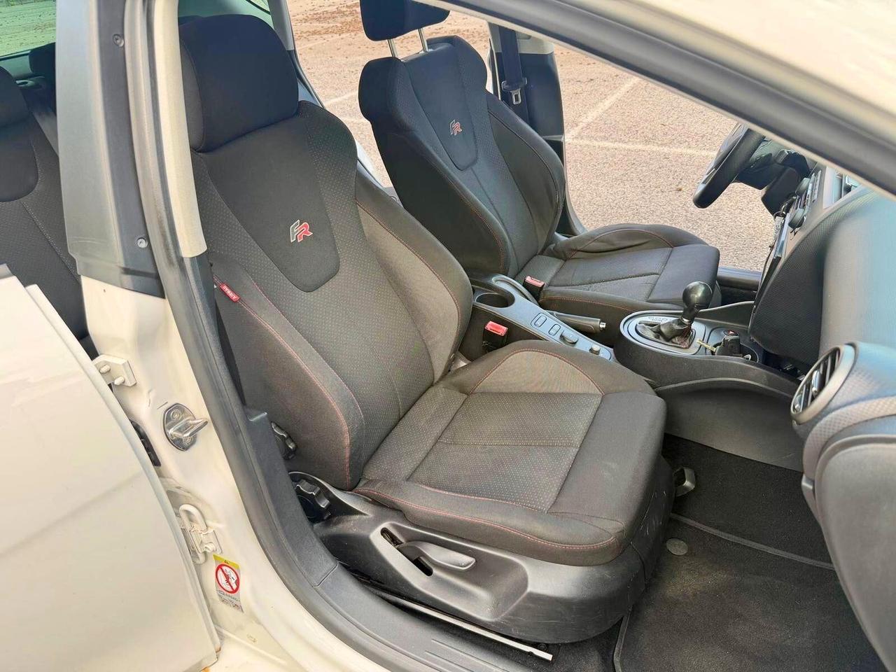 Seat Leon 2.0 TSI DSG FR (MY09)