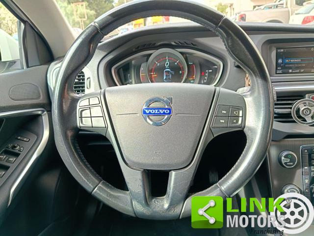 VOLVO V40 D2 1.6 Kinetic NEOPATENTATI