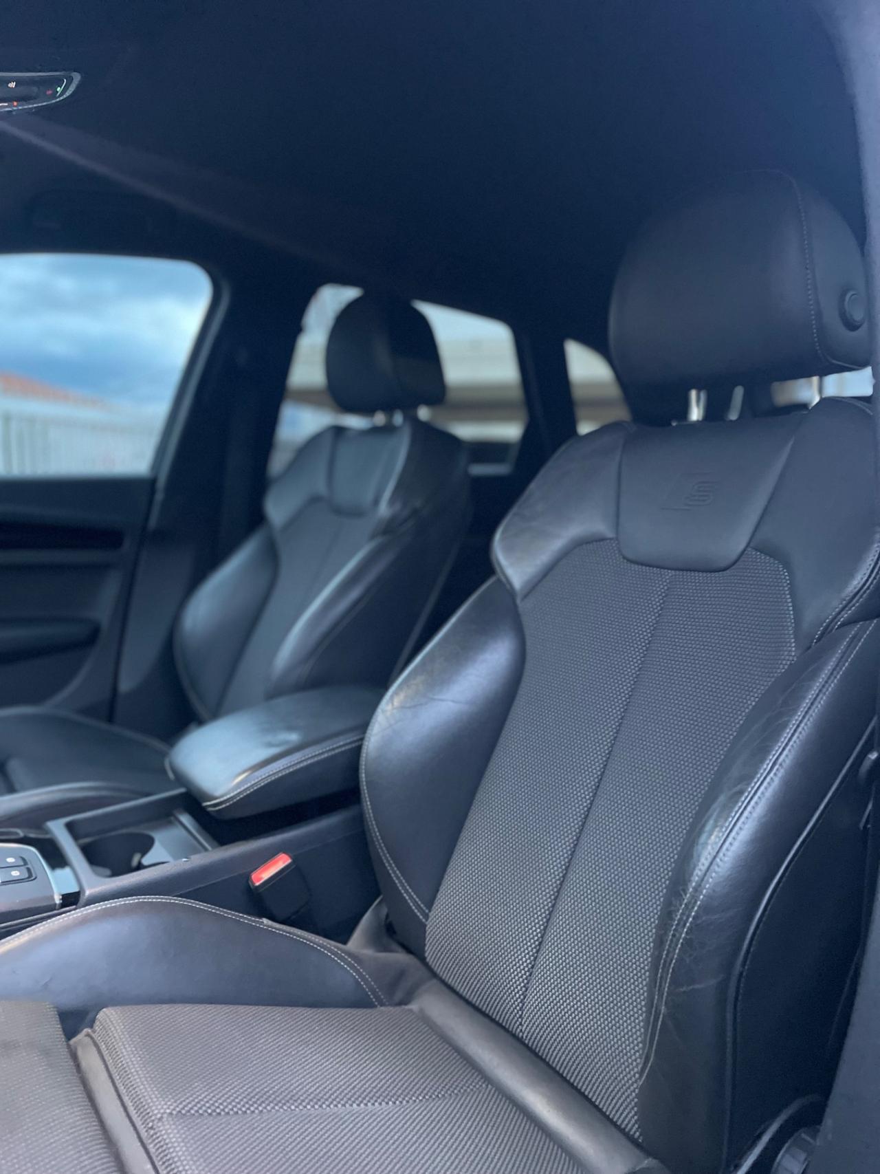 Audi Q5 40 TDI quattro S tronic line plus