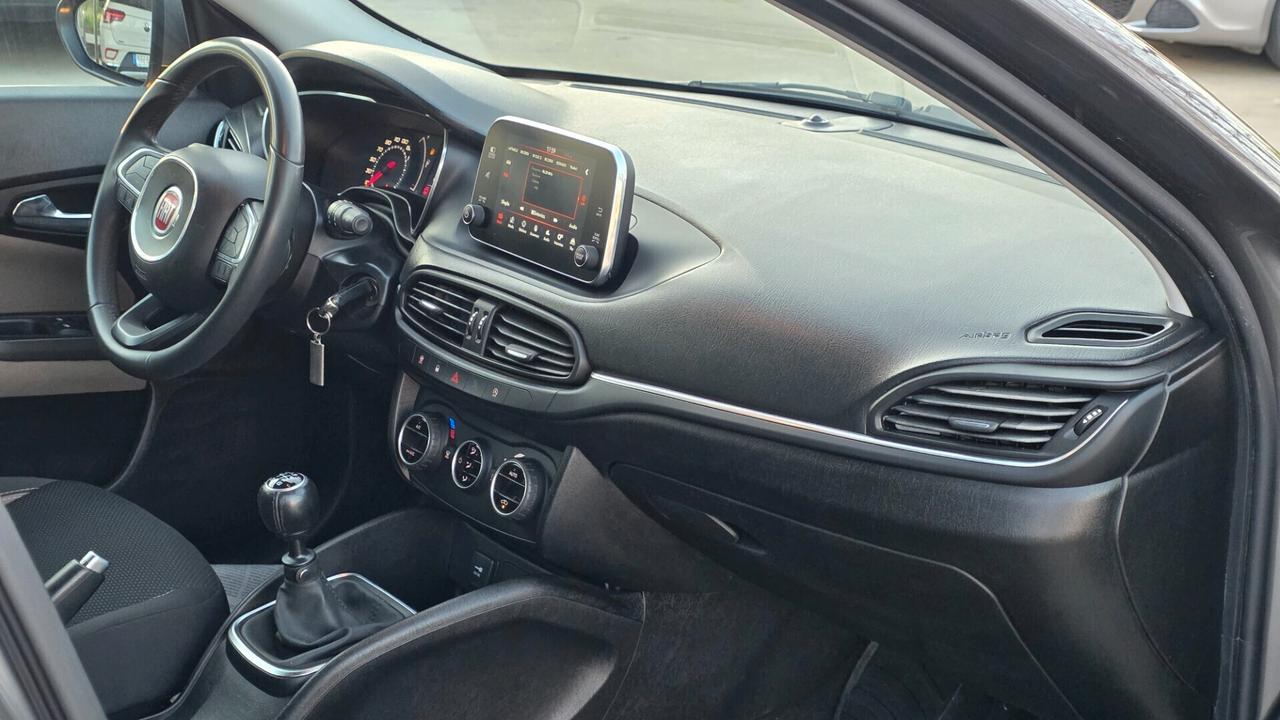 Fiat Tipo 1.6 Mjt S&S 5 porte Lounge