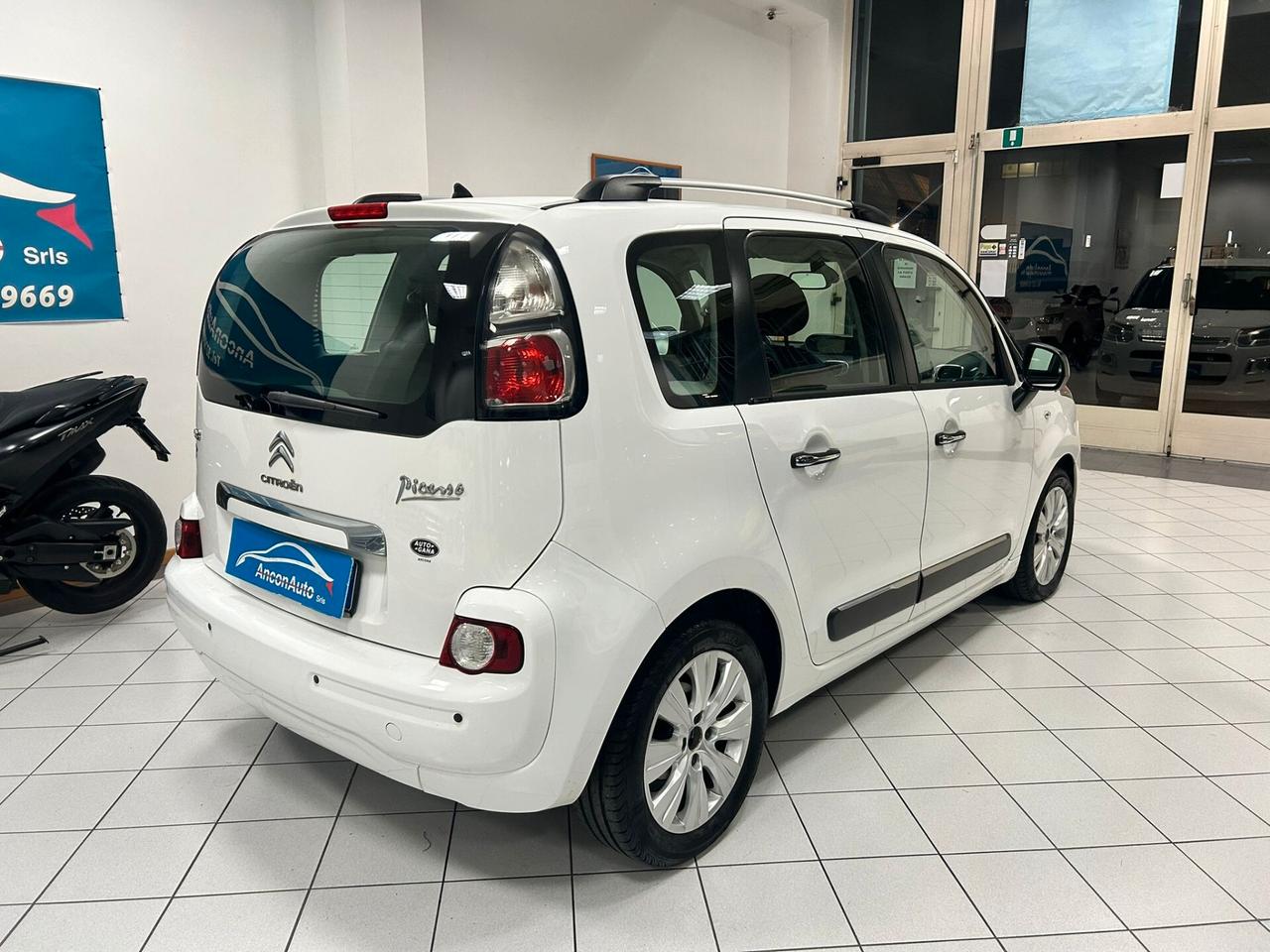Citroen C3 Picasso 1.6 HDi X NEO 2015