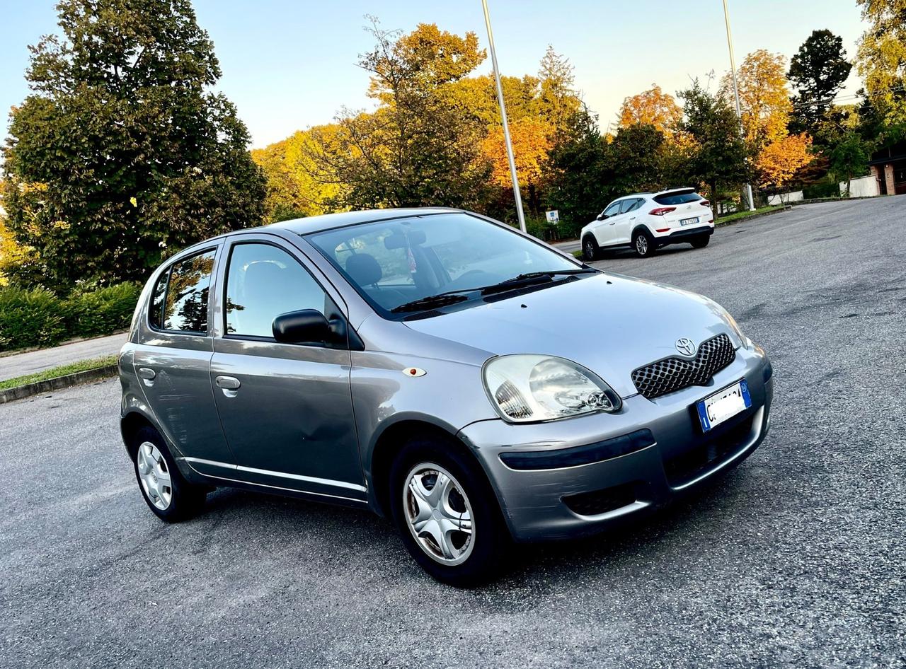 Toyota Yaris 1.0i 16V cat 5 porte Expo